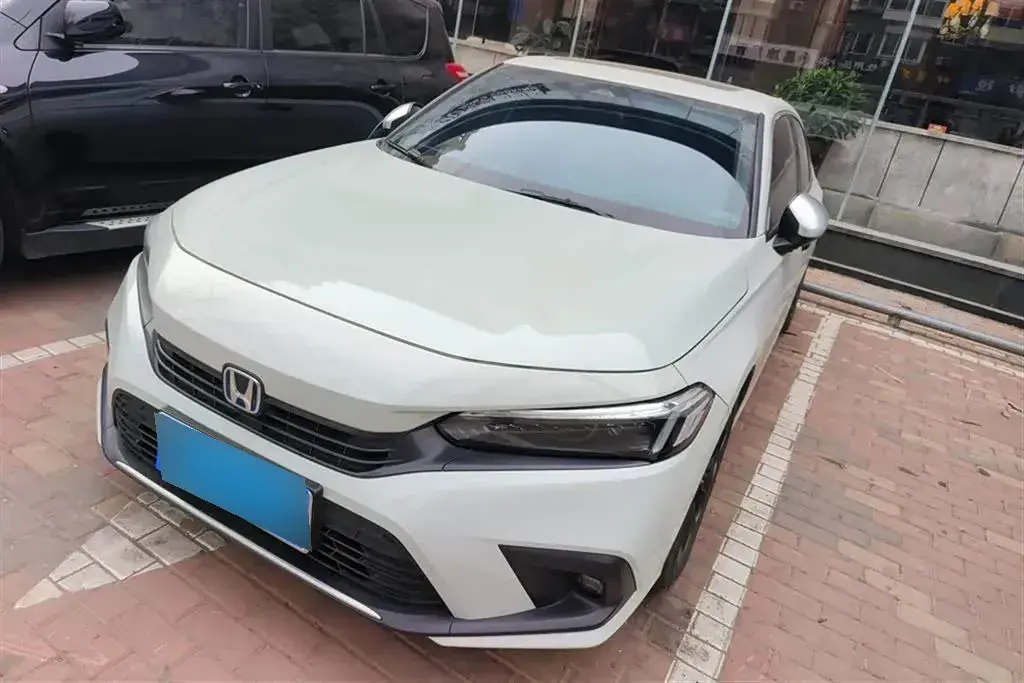 2023 Honda Civic 2.0L 143HP L4 E-CVT Hybrid