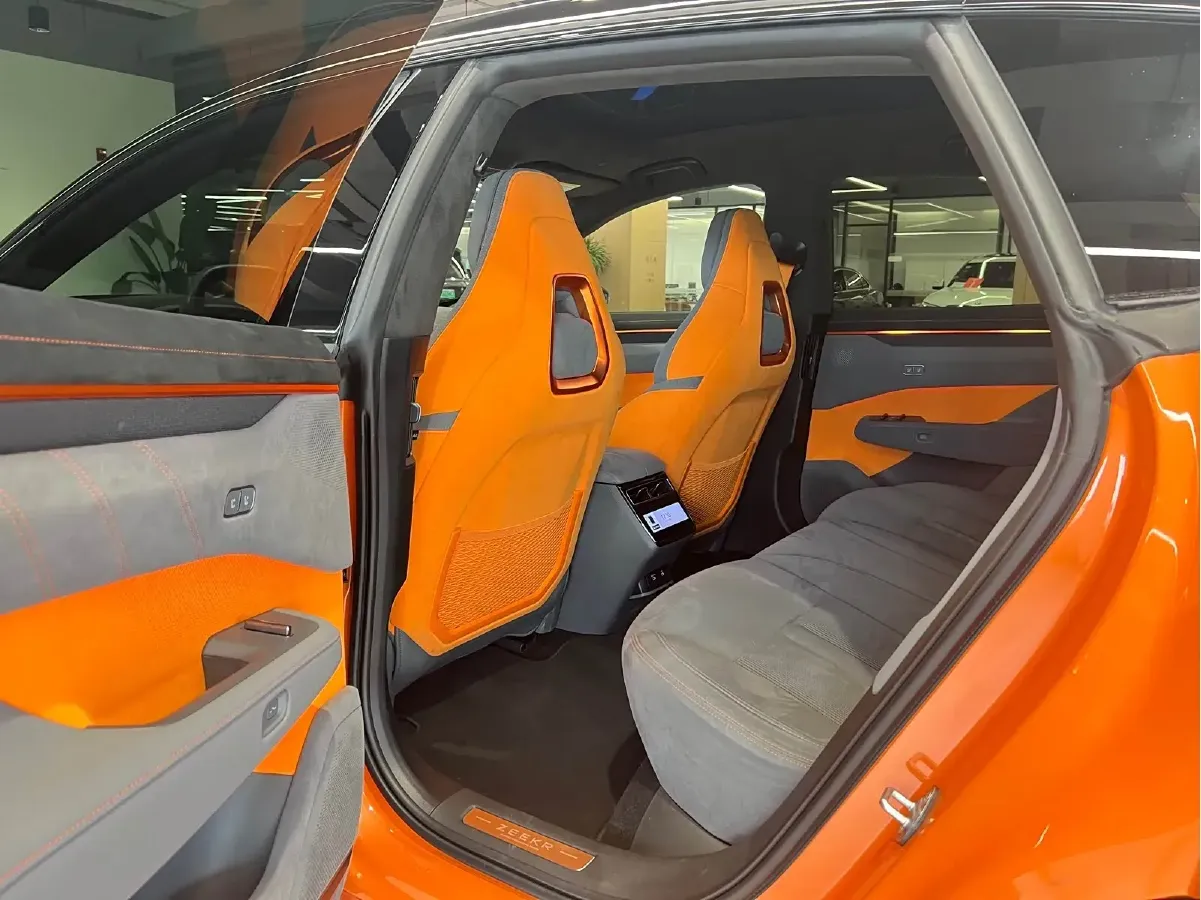 2025 Zeekr 001 BEV 100KWH,autocango,china used car exporter,china ev exporter,chinese used car exporter,chinese used ev exporter