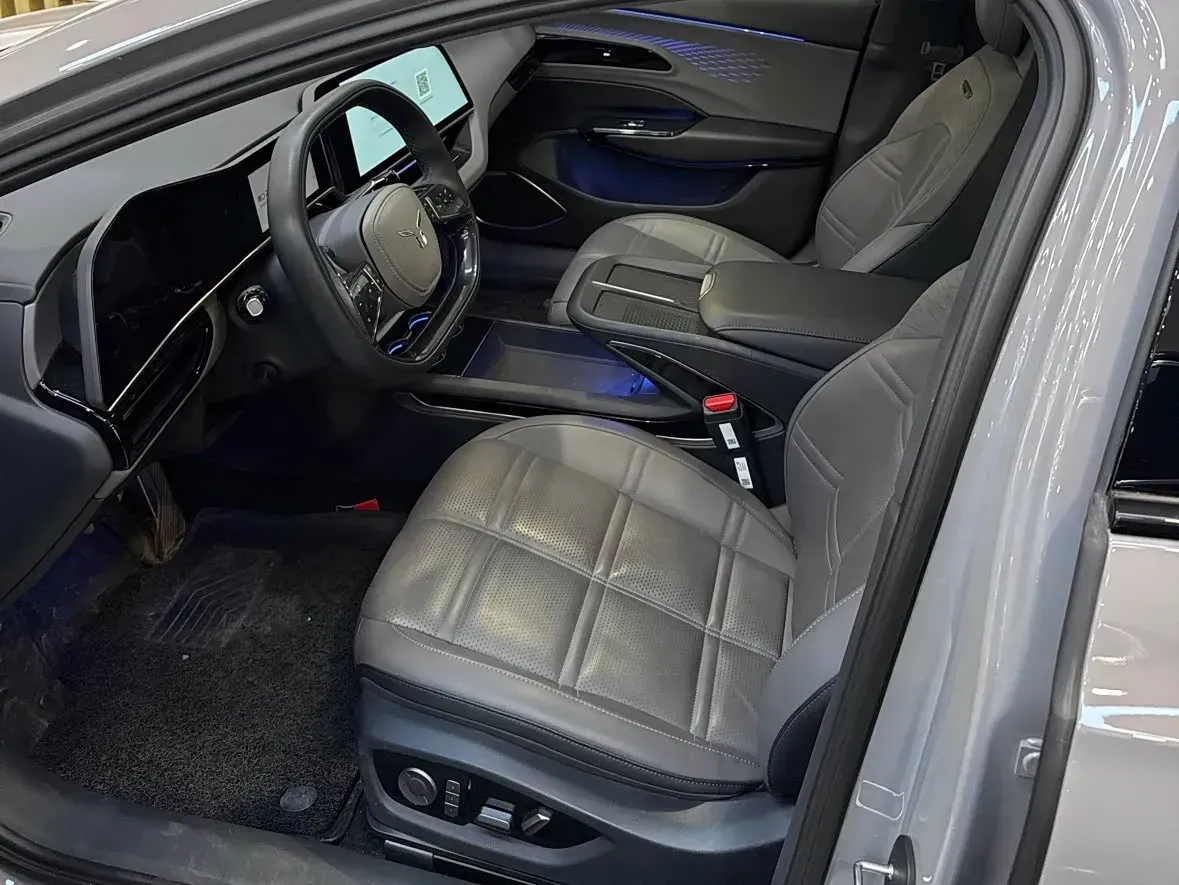 2024 HongQi EH7 BEV 111KWH,autocango,china used car exporter,china ev exporter,chinese used car exporter,chinese used ev exporter