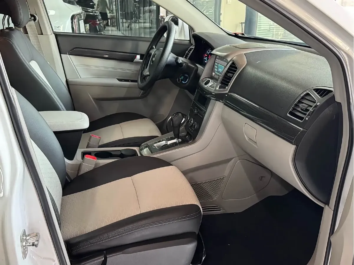 2014 Chevrolet Captiva 2.4L 167HP L4 6AT,autocango,china used car exporter,china ev exporter,chinese used car exporter,chinese used ev exporter