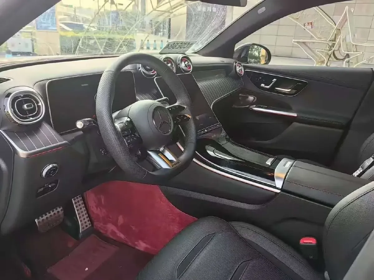 2024 Mercedes-Benz GLC Coupe AMG 2.0T 421HP L4 9AT,autocango,china used car exporter,china ev exporter,chinese used car exporter,chinese used ev exporter