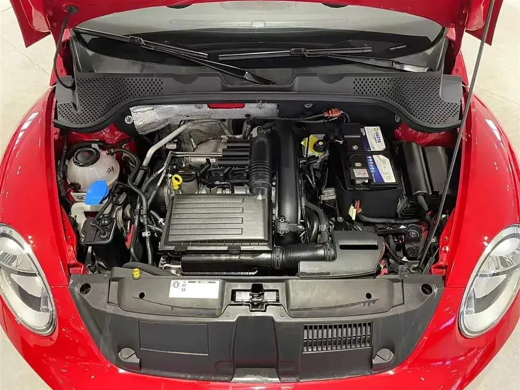 2017 Volkswagen Beetle 1.2T 105HP L4 7DCT,autocango,china used car exporter,china ev exporter,chinese used car exporter,chinese used ev exporter