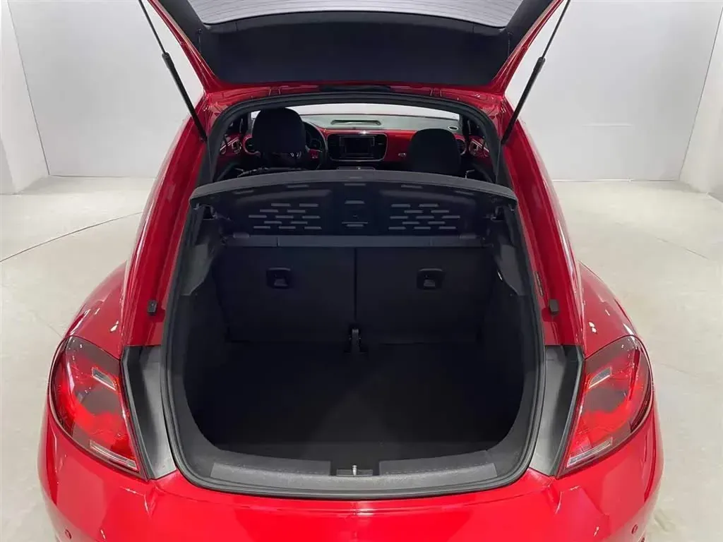 2017 Volkswagen Beetle 1.2T 105HP L4 7DCT,autocango,china used car exporter,china ev exporter,chinese used car exporter,chinese used ev exporter