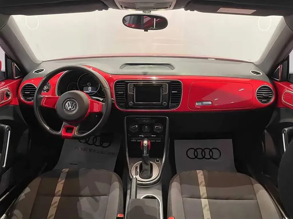 2017 Volkswagen Beetle 1.2T 105HP L4 7DCT,autocango,china used car exporter,china ev exporter,chinese used car exporter,chinese used ev exporter