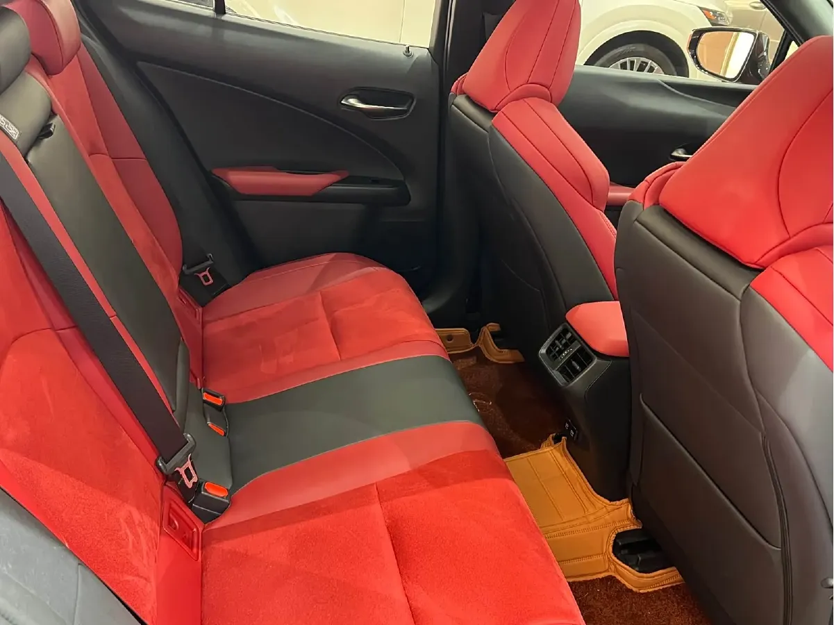 2019 Lexus UX 2.0L 146HP L4 E-CVT Hybrid,autocango,china used car exporter,china ev exporter,chinese used car exporter,chinese used ev exporter