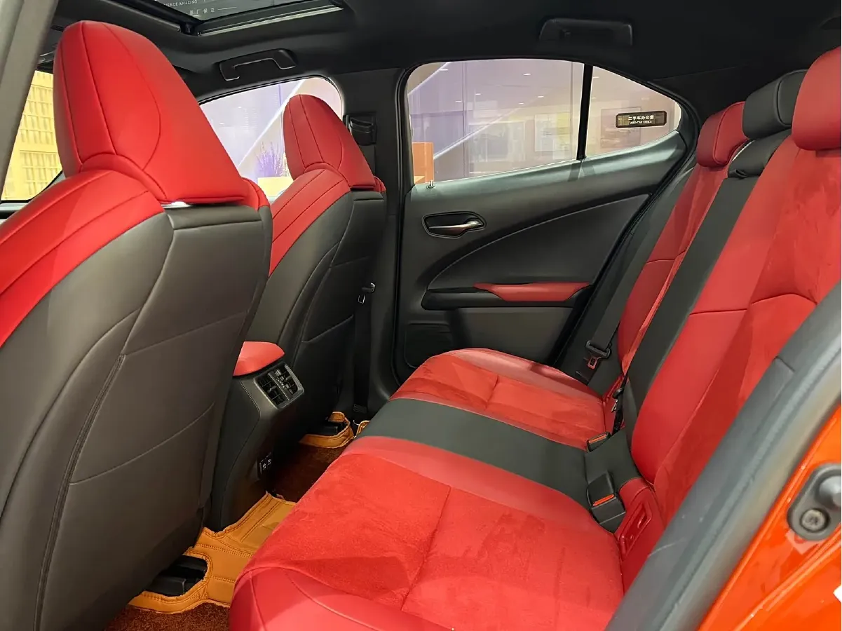 2019 Lexus UX 2.0L 146HP L4 E-CVT Hybrid,autocango,china used car exporter,china ev exporter,chinese used car exporter,chinese used ev exporter