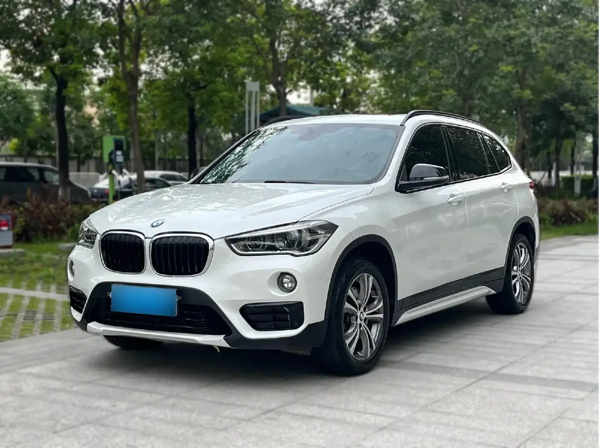 2016 BMW X1 2.0T 192HP L4 8AT