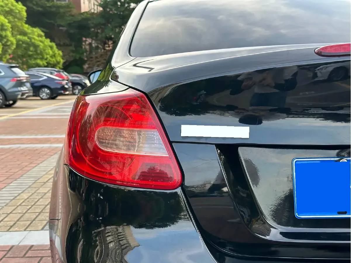 2010 Suzuki Kizashi 2.4L 178HP L4 CVT,autocango,china used car exporter,china ev exporter,chinese used car exporter,chinese used ev exporter