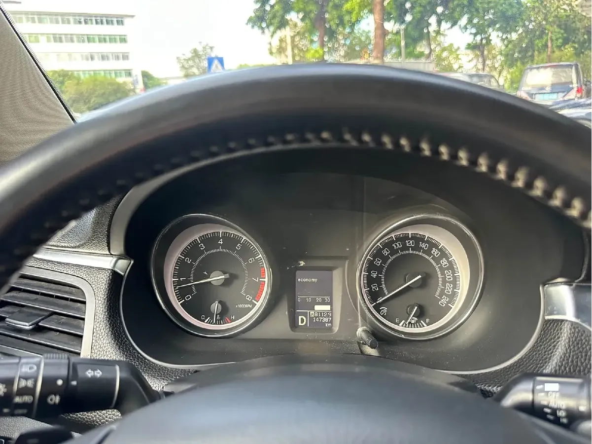 2010 Suzuki Kizashi 2.4L 178HP L4 CVT,autocango,china used car exporter,china ev exporter,chinese used car exporter,chinese used ev exporter