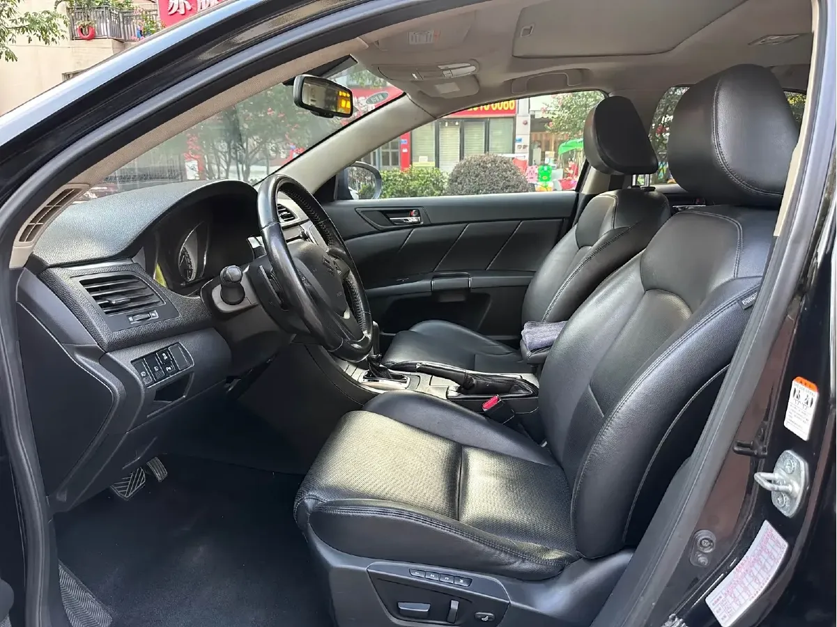 2010 Suzuki Kizashi 2.4L 178HP L4 CVT,autocango,china used car exporter,china ev exporter,chinese used car exporter,chinese used ev exporter