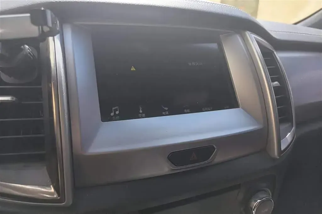 2017 Ford Everest 2.0T 245HP L4 6AT,autocango,china used car exporter,china ev exporter,chinese used car exporter,chinese used ev exporter