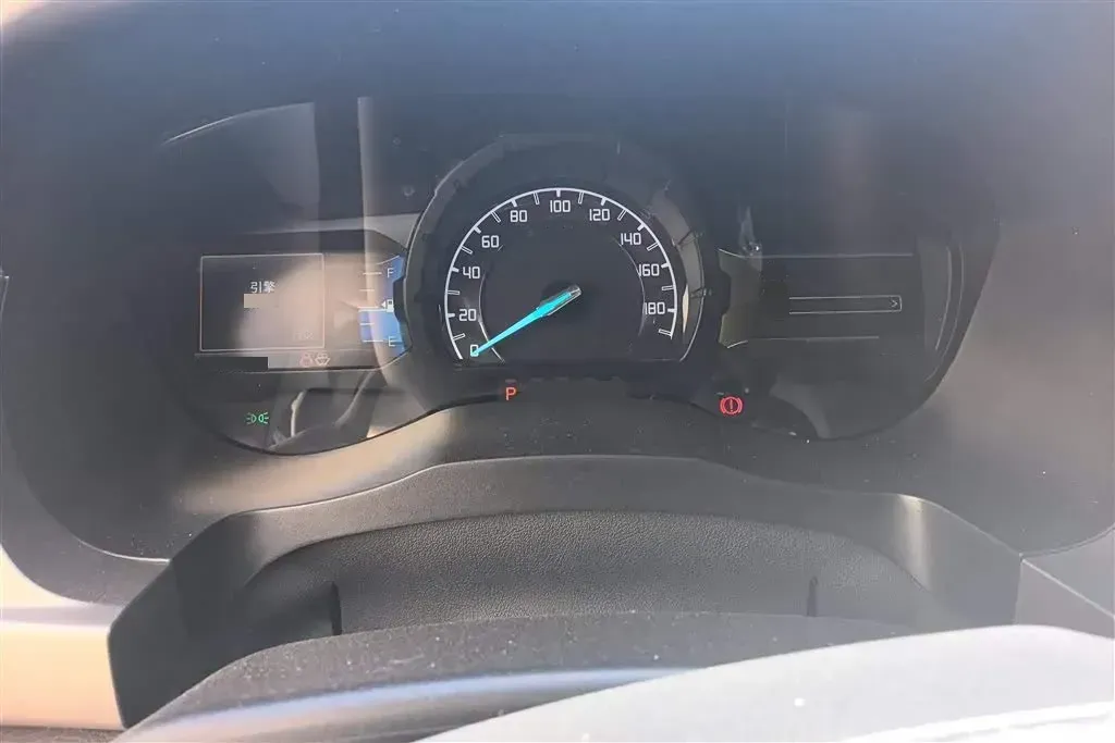 2017 Ford Everest 2.0T 245HP L4 6AT,autocango,china used car exporter,china ev exporter,chinese used car exporter,chinese used ev exporter