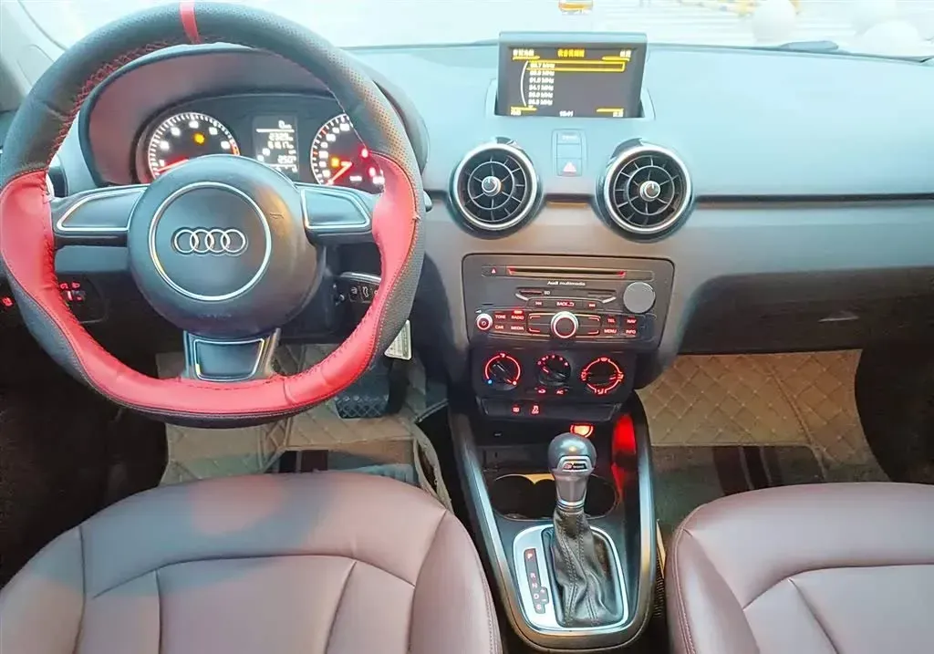 2014 Audi A1 1.4T 122HP L4 7DCT,autocango,china used car exporter,china ev exporter,chinese used car exporter,chinese used ev exporter