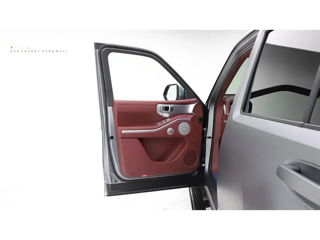 2024 Tank 700 3.0T 360HP V6 9AT PHEV 37.1KWH,autocango,china used car exporter,china ev exporter,chinese used car exporter,chinese used ev exporter