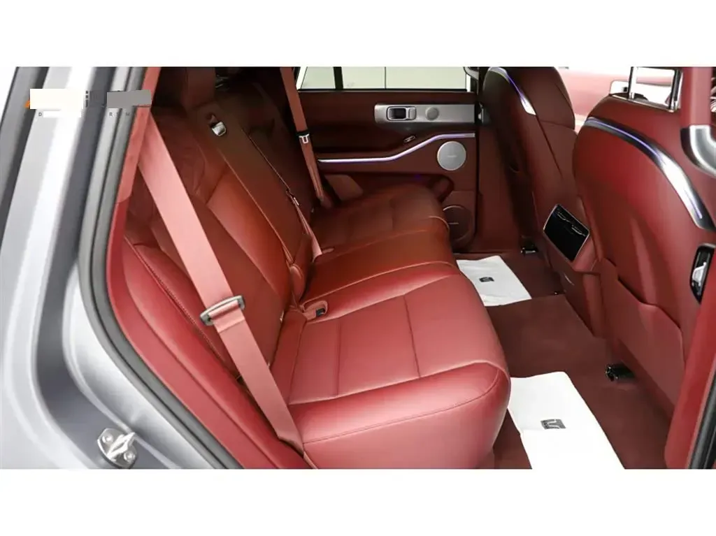 2024 Tank 700 3.0T 360HP V6 9AT PHEV 37.1KWH,autocango,china used car exporter,china ev exporter,chinese used car exporter,chinese used ev exporter