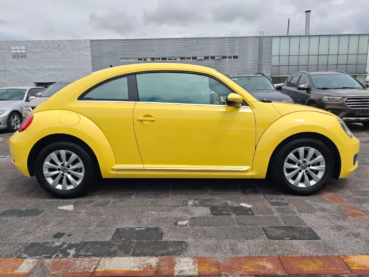 2014 Volkswagen Beetle 1.2T 105HP L4 7DCT,autocango,china used car exporter,china ev exporter,chinese used car exporter,chinese used ev exporter
