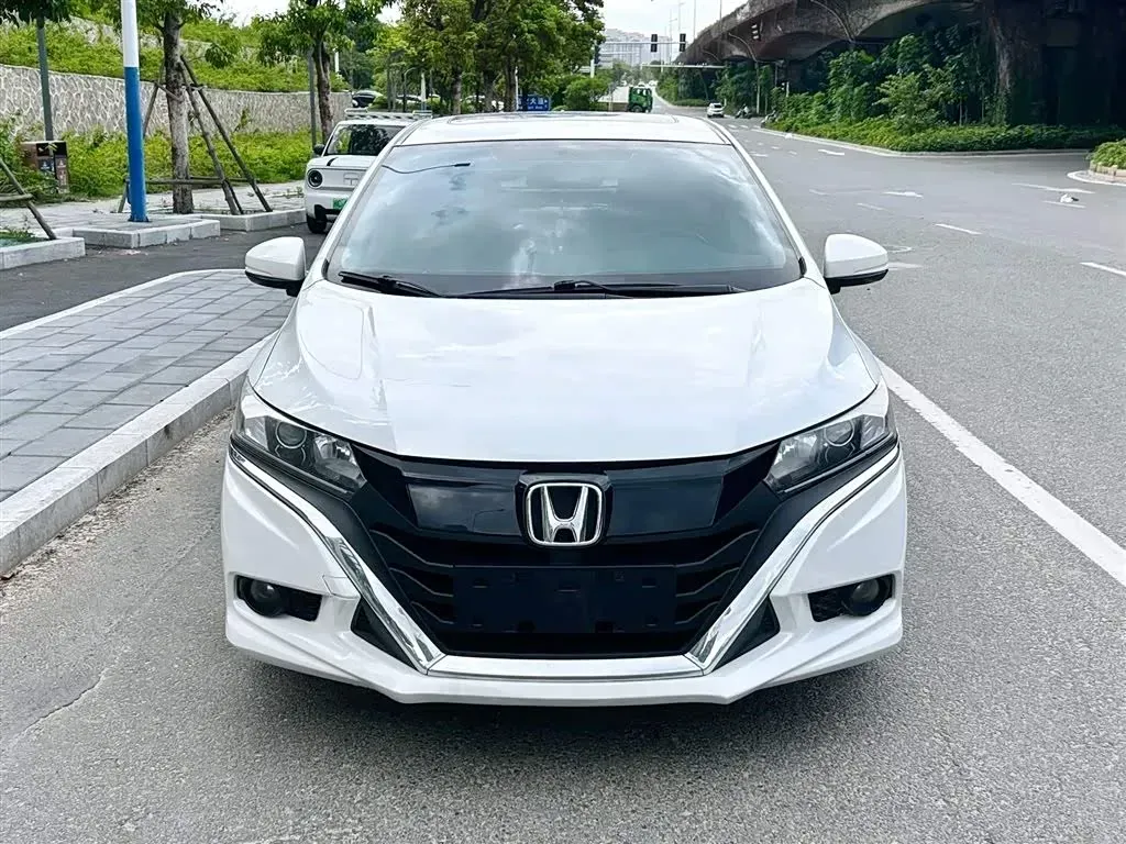 2017 Honda Gienia 1.5L 131HP L4 CVT,autocango,china used car exporter,china ev exporter,chinese used car exporter,chinese used ev exporter