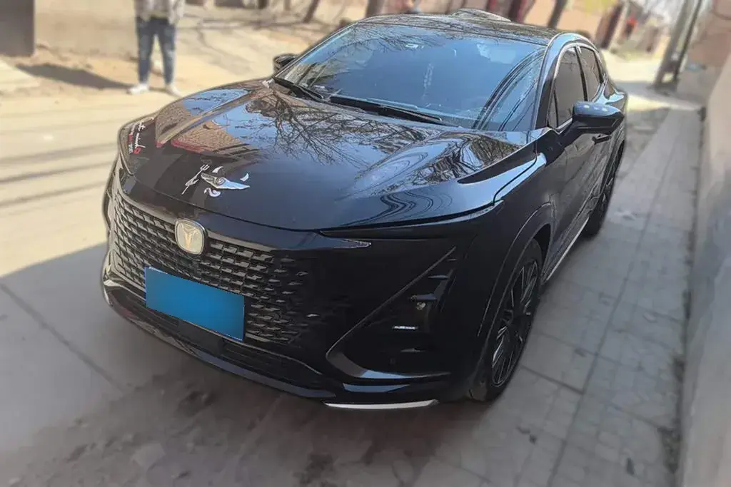 2023 ChangAn UNI-T 1.5T 188HP L4 7DCT 2023 ChangAn UNI-T 1.5T 188HP L4 7DCT