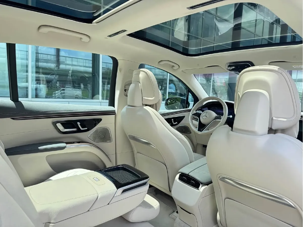 2023 Mercedes-Benz EQS SUV BEV 111.8KWH,autocango,china used car exporter,china ev exporter,chinese used car exporter,chinese used ev exporter