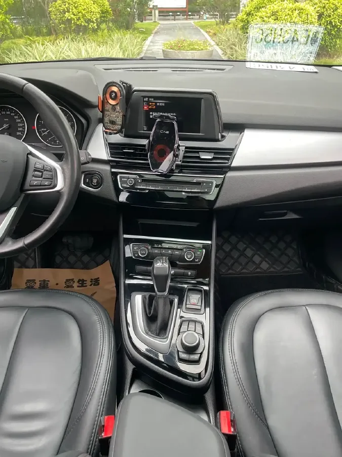 2015 BMW 2 Series SUV 1.5T 136HP L3 6AT,autocango,china used car exporter,china ev exporter,chinese used car exporter,chinese used ev exporter