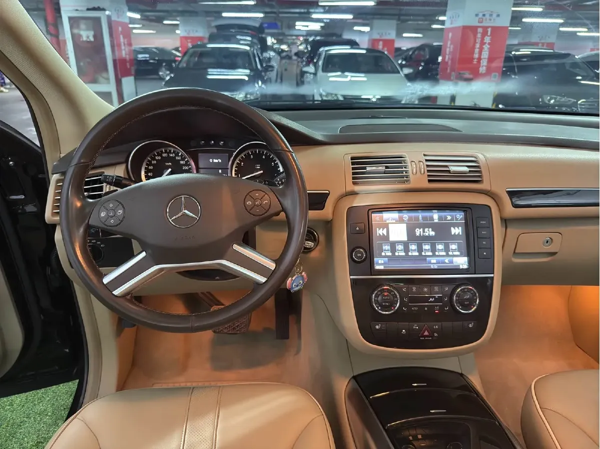 2015 Mercedes-Benz R Class 3.0T 333HP V6 7AT,autocango,china used car exporter,china ev exporter,chinese used car exporter,chinese used ev exporter