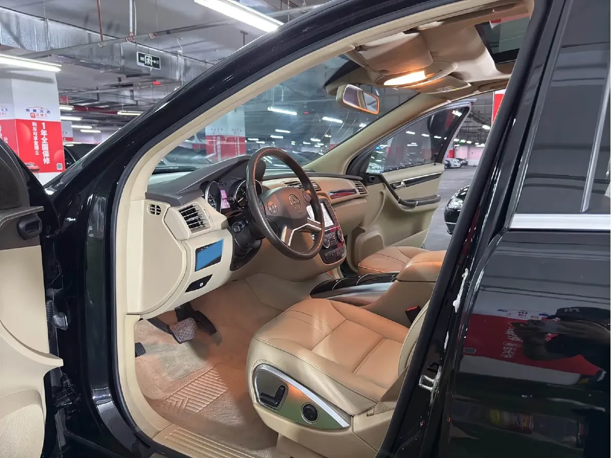 2015 Mercedes-Benz R Class 3.0T 333HP V6 7AT,autocango,china used car exporter,china ev exporter,chinese used car exporter,chinese used ev exporter