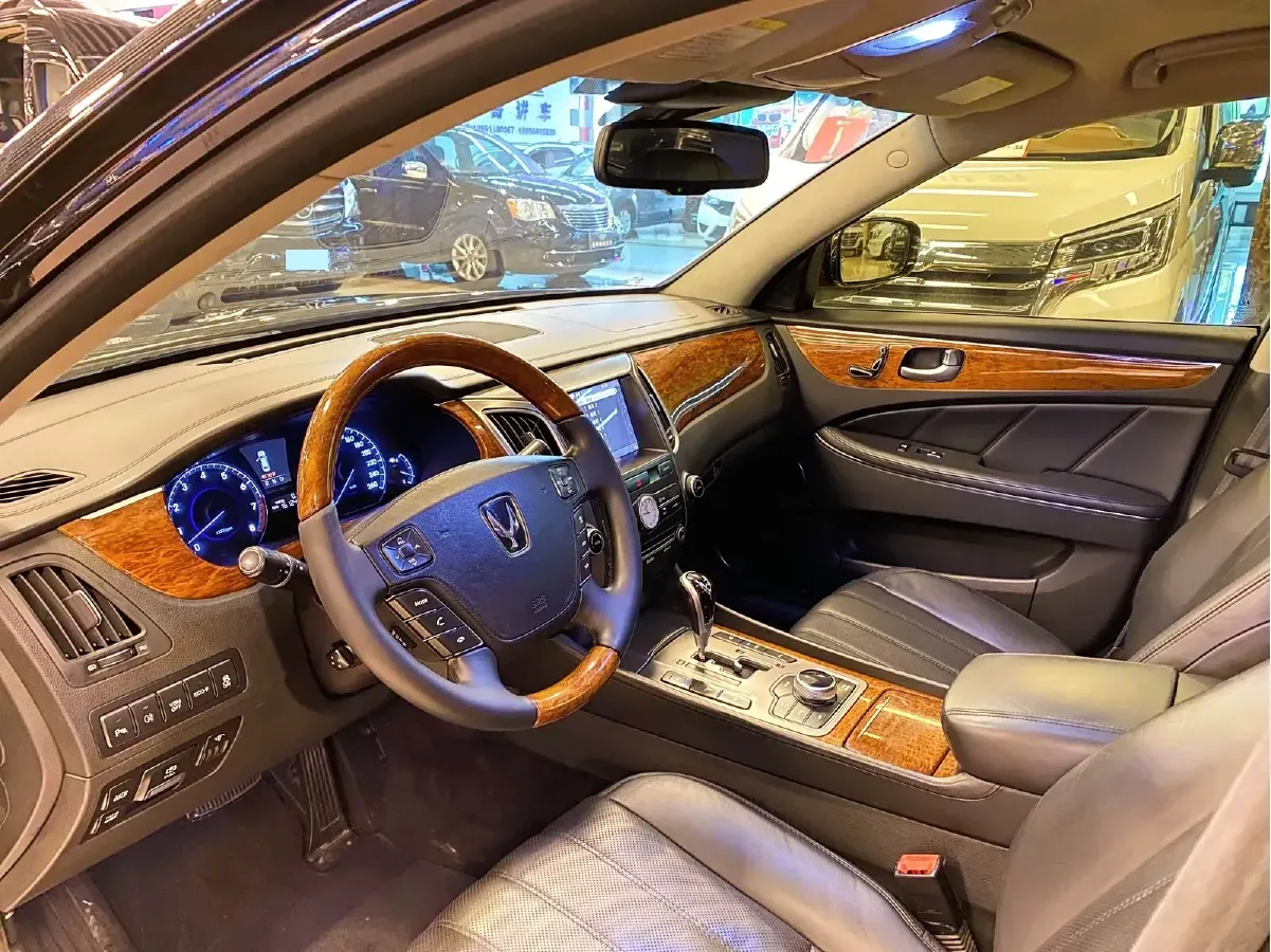 2012 Hyundai Equus 5.0L 430HP V8 8AT,autocango,china used car exporter,china ev exporter,chinese used car exporter,chinese used ev exporter