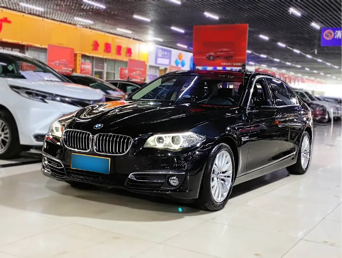 2014 BMW 5 Series 2.0T 218HP L4 8AT