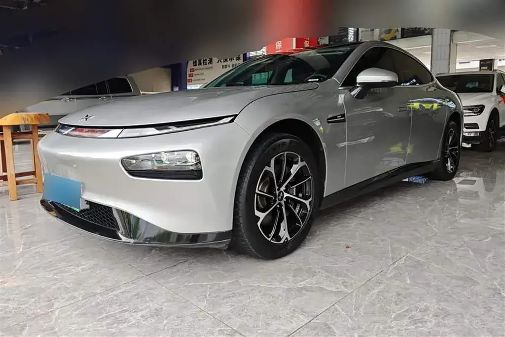 2022 Xpeng P7 BEV 70.8KWH