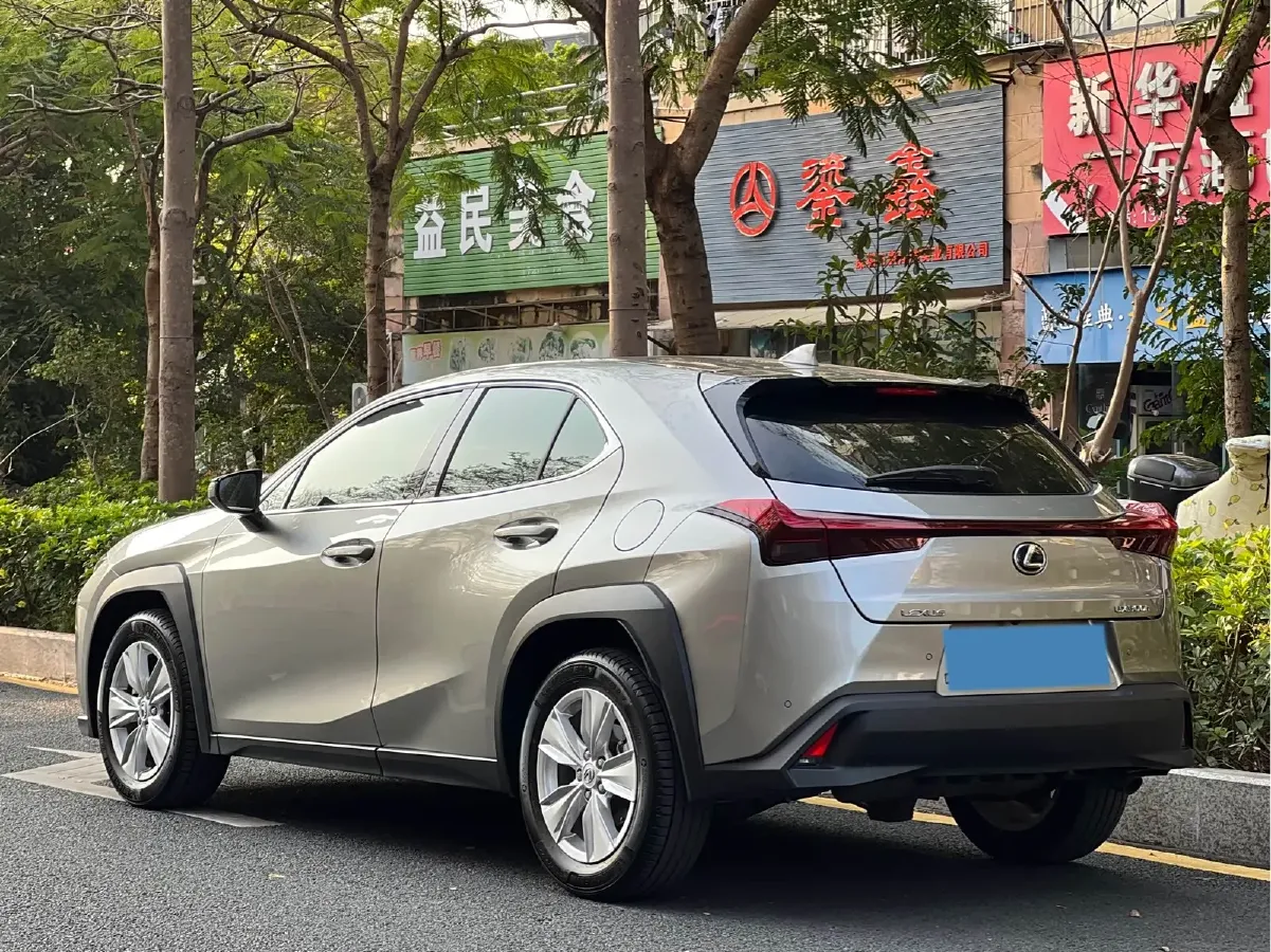 2024 Lexus UX 2.0L 152HP L4 E-CVT Hybrid,autocango,china used car exporter,china ev exporter,chinese used car exporter,chinese used ev exporter