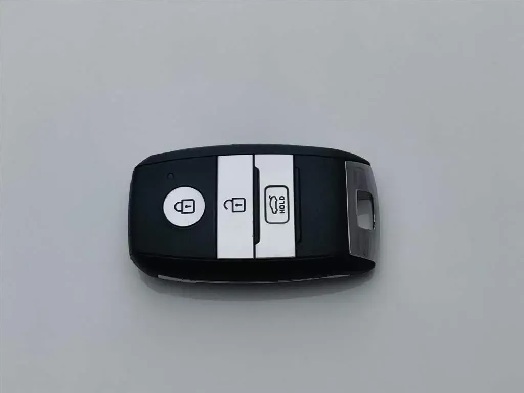 2017 Kia KX Cross 1.4L 100HP L4 6AT,autocango,china used car exporter,china ev exporter,chinese used car exporter,chinese used ev exporter