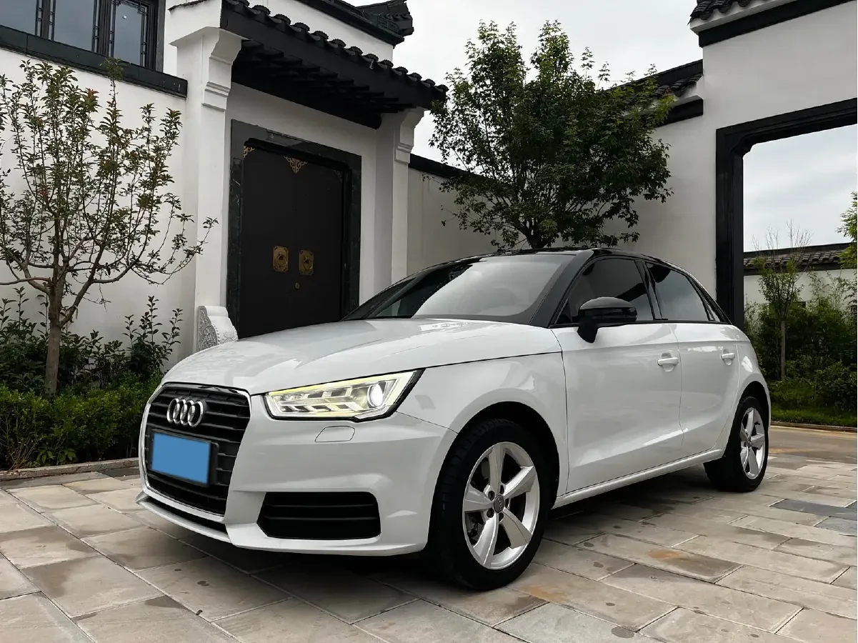 2016 Audi A1 1.4T 125HP L4 7DCT,autocango,china used car exporter,china ev exporter,chinese used car exporter,chinese used ev exporter