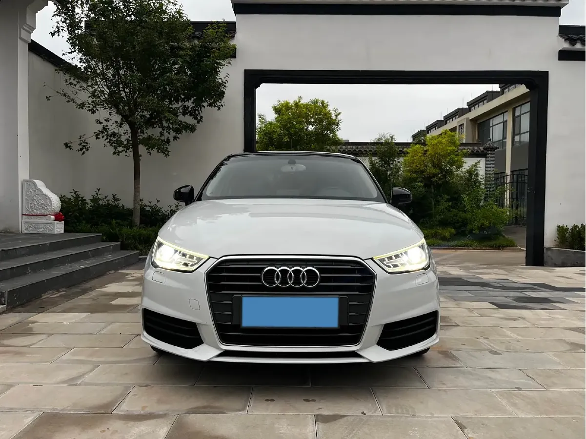 2016 Audi A1 1.4T 125HP L4 7DCT,autocango,china used car exporter,china ev exporter,chinese used car exporter,chinese used ev exporter