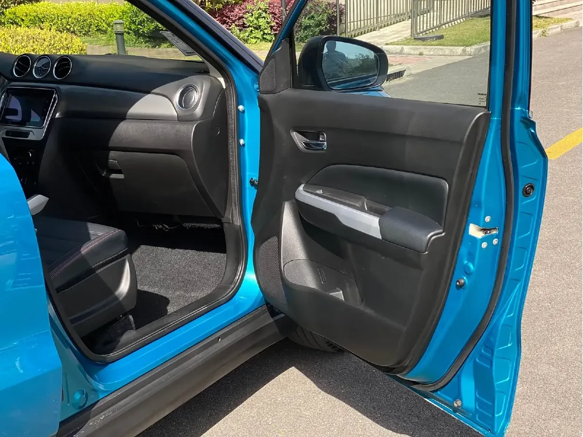 2016 Suzuki Vitara 1.4T 140HP L4 6AT,autocango,china used car exporter,china ev exporter,chinese used car exporter,chinese used ev exporter