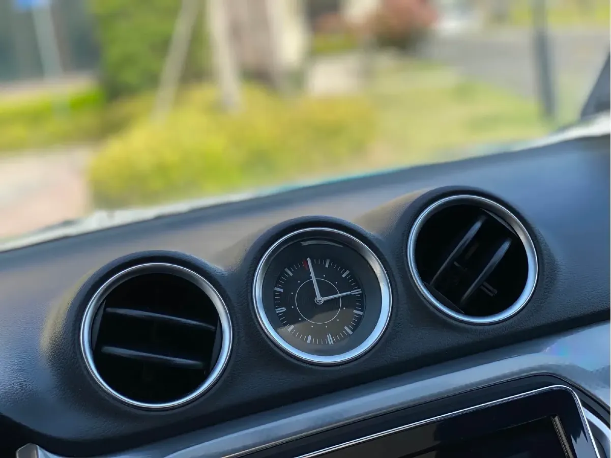 2016 Suzuki Vitara 1.4T 140HP L4 6AT,autocango,china used car exporter,china ev exporter,chinese used car exporter,chinese used ev exporter