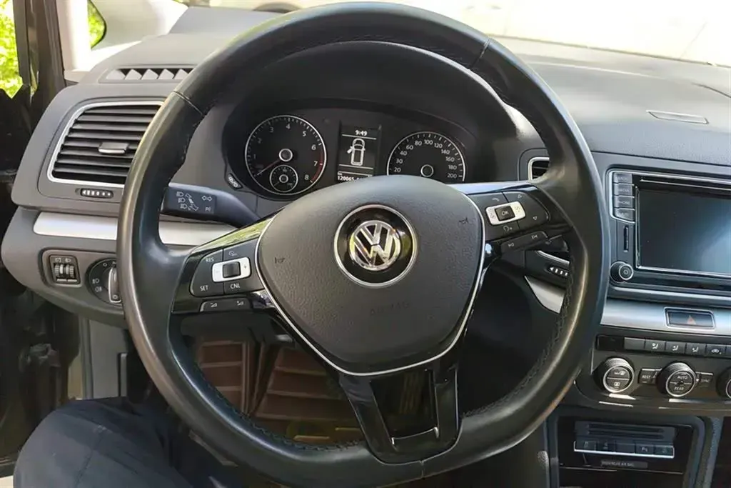2016 Volkswagen Sharan 1.4T 150HP L4 6DCT,autocango,china used car exporter,china ev exporter,chinese used car exporter,chinese used ev exporter