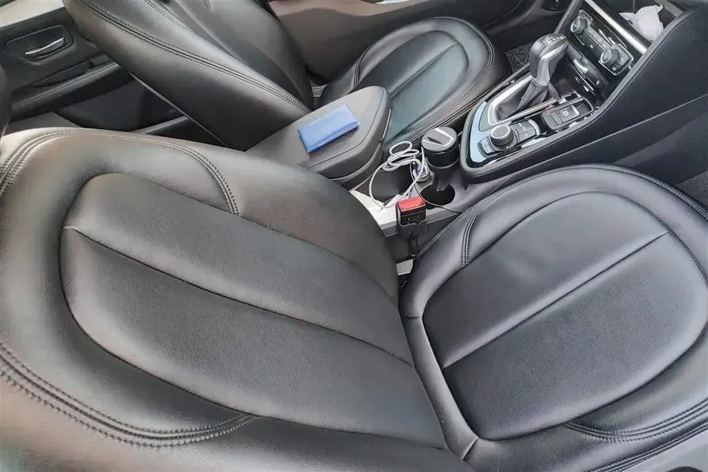 2016 BMW 2 Series Wagon 1.5T 136HP L3 6AT,autocango,china used car exporter,china ev exporter,chinese used car exporter,chinese used ev exporter