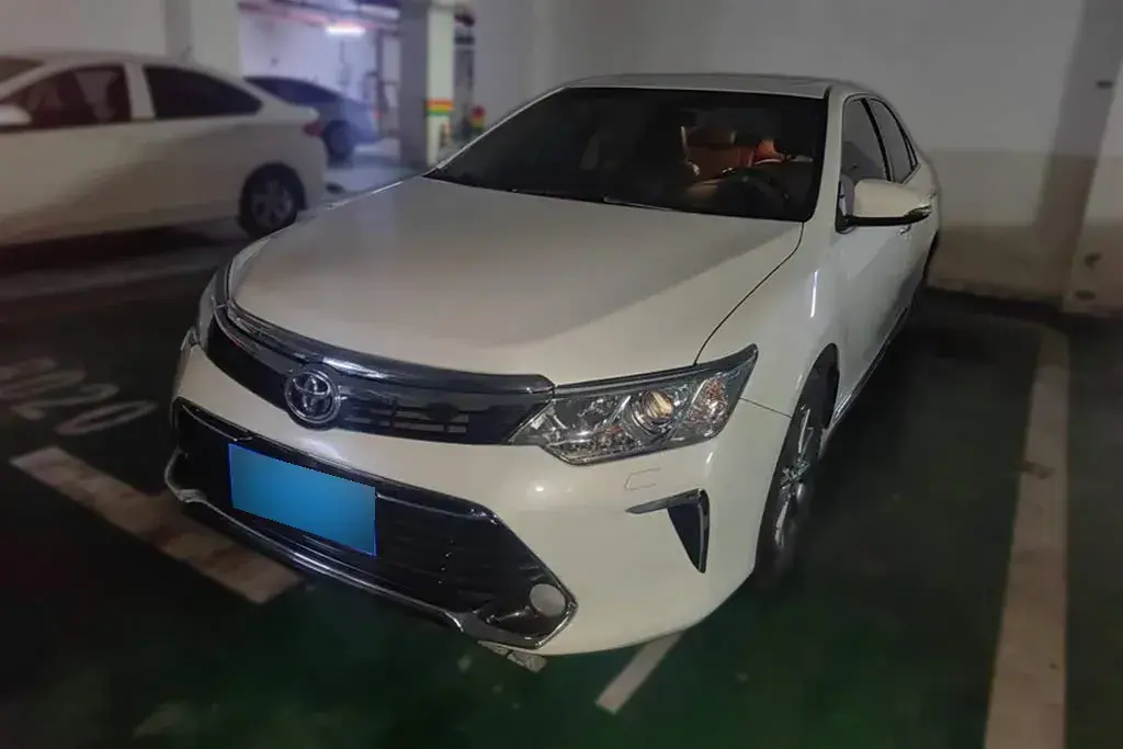 2016 Toyota Camry 2.0L 167HP L4 6AT