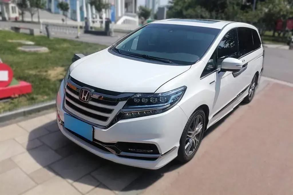 2019 Honda Elysioin 2.0L 146HP L4 E-CVT Hybrid