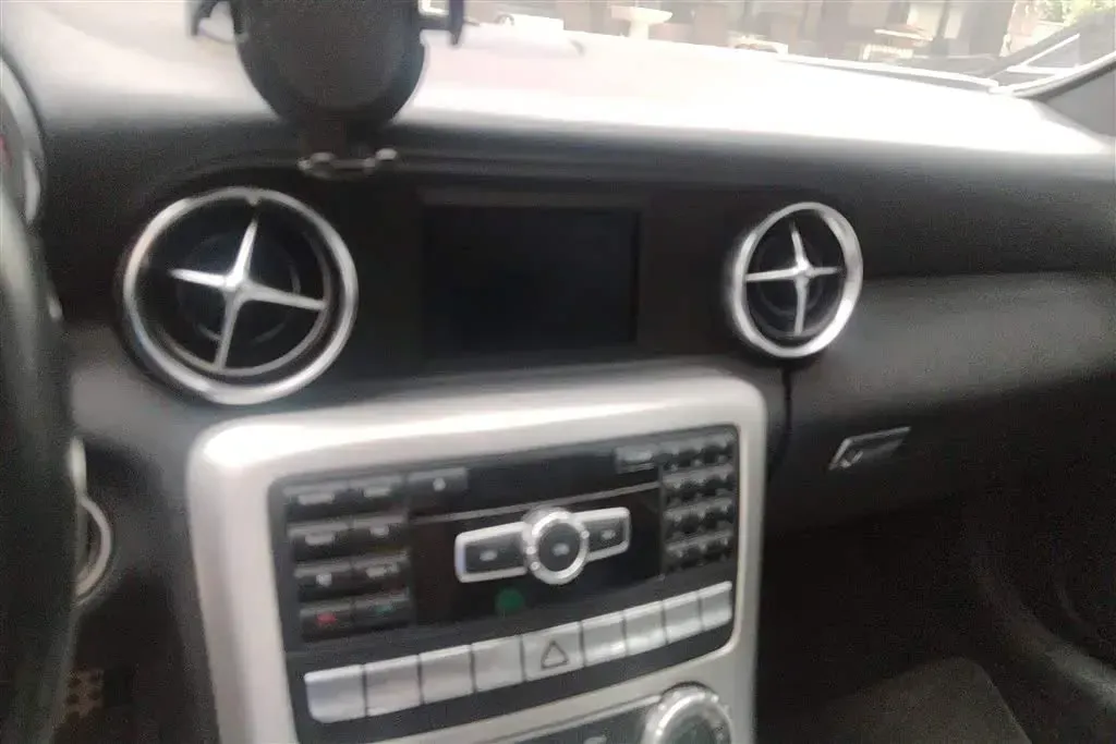 2011 Mercedes-Benz SLK Class 1.8T 184HP L4 7AT,autocango,china used car exporter,china ev exporter,chinese used car exporter,chinese used ev exporter