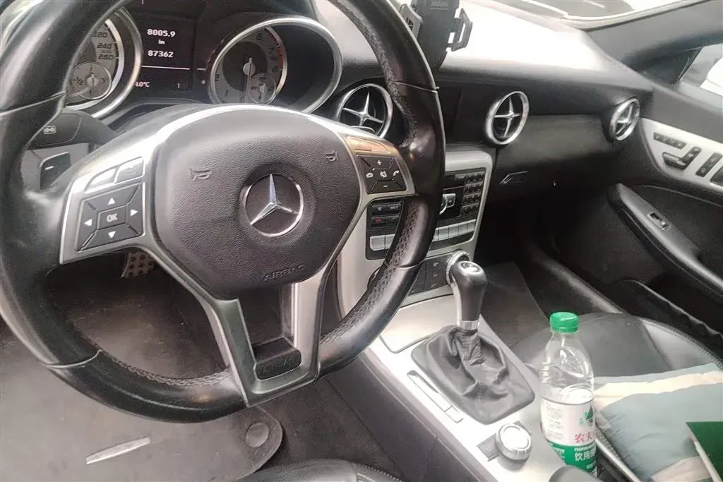 2011 Mercedes-Benz SLK Class 1.8T 184HP L4 7AT,autocango,china used car exporter,china ev exporter,chinese used car exporter,chinese used ev exporter