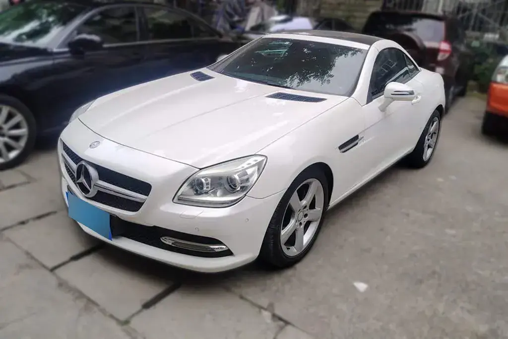 2011 Mercedes-Benz SLK Class 1.8T 184HP L4 7AT 2011 Mercedes-Benz SLK Class 1.8T 184HP L4 7AT