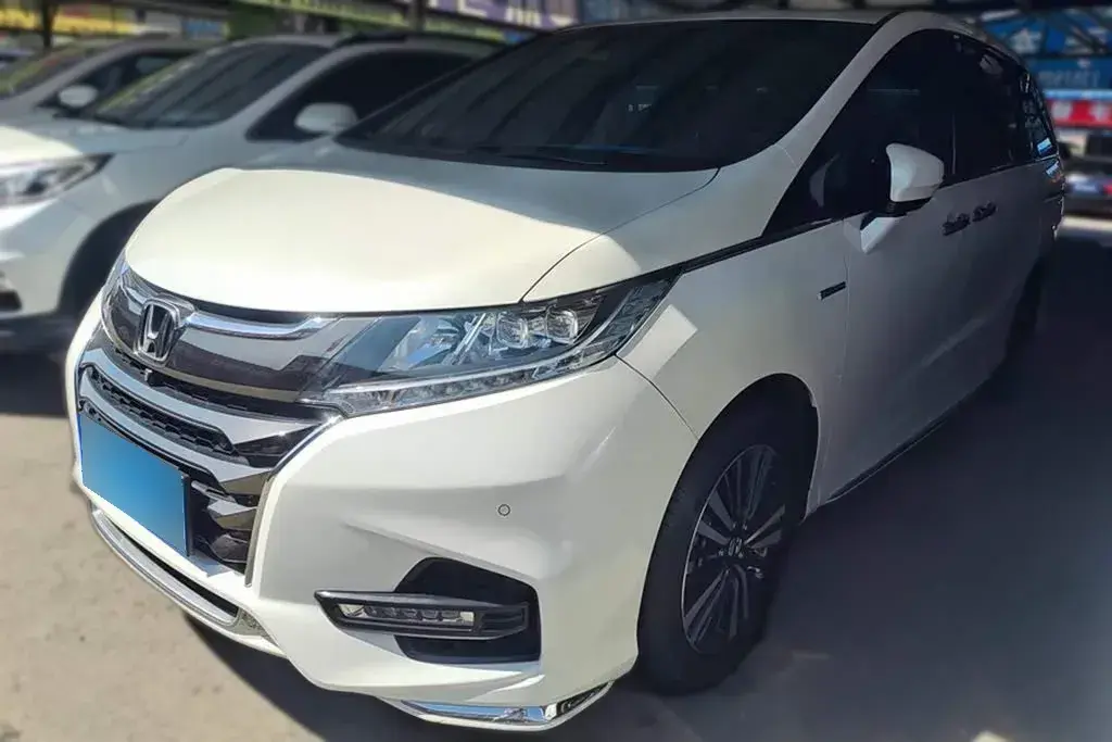 2019 Honda Odyssey 2.0L 146HP L4 E-CVT Hybrid