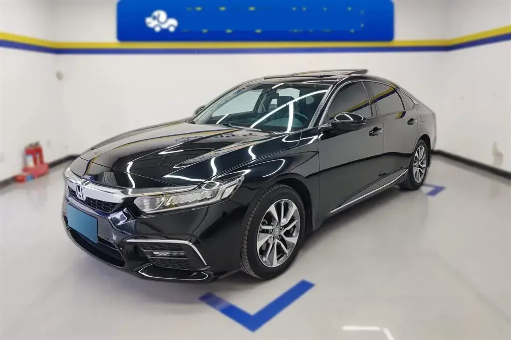 2019 Honda Inspire 1.5T 194HP L4 CVT