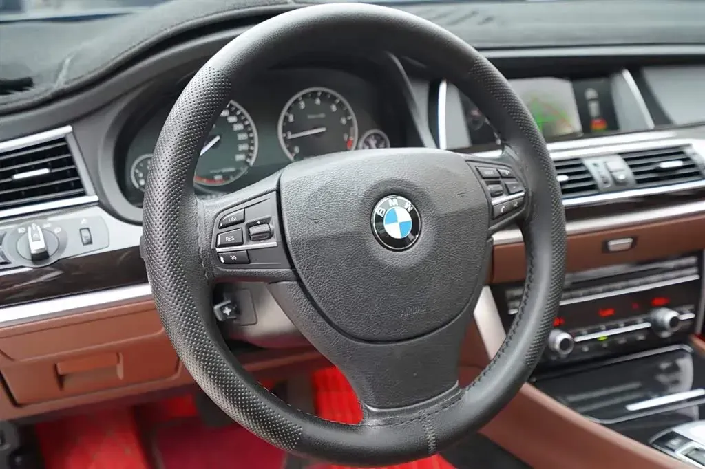 2015 BMW 5 Series GT 2.0T 245HP L4 8AT,autocango,china used car exporter,china ev exporter,chinese used car exporter,chinese used ev exporter