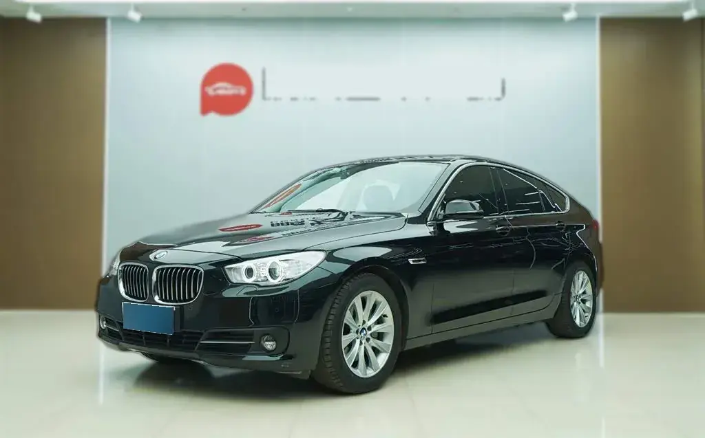 2015 BMW 5 Series GT 2.0T 245HP L4 8AT