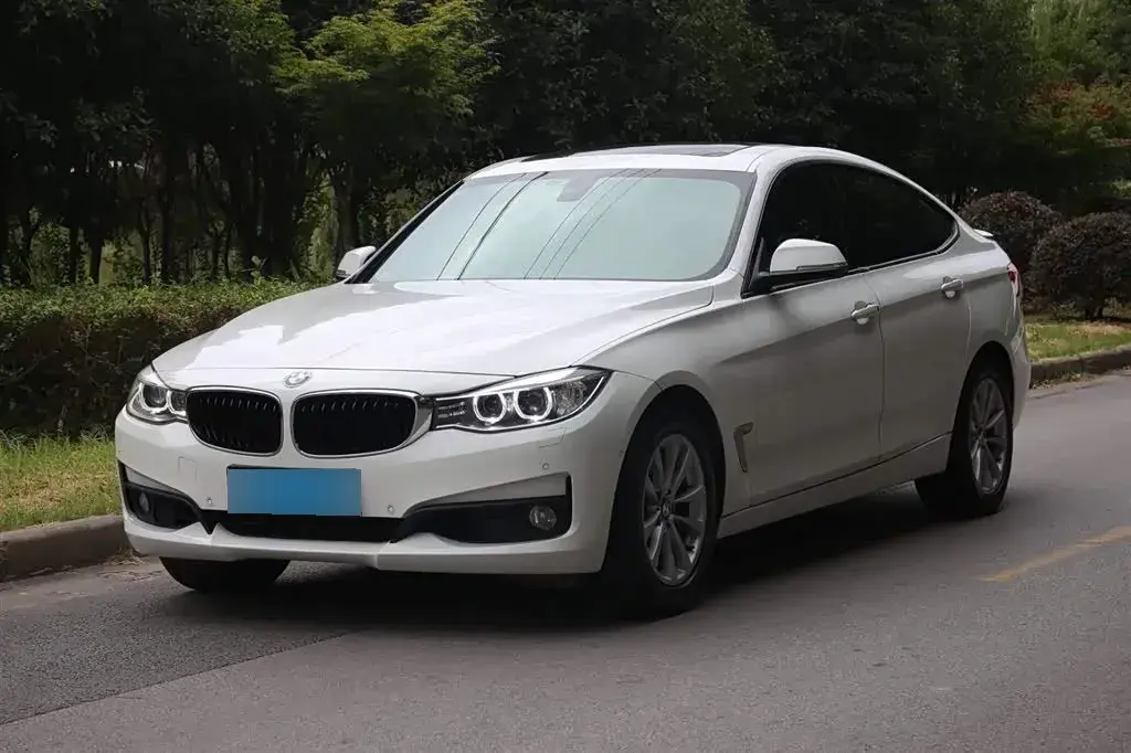 2013 BMW 3 Series GT 2.0T 184HP L4 8AT