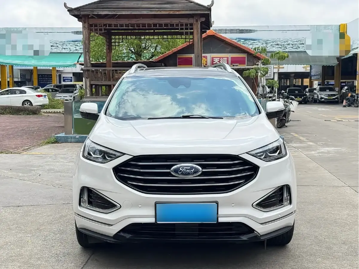 2020 Ford Edge 2.0T 245HP L4 8AT