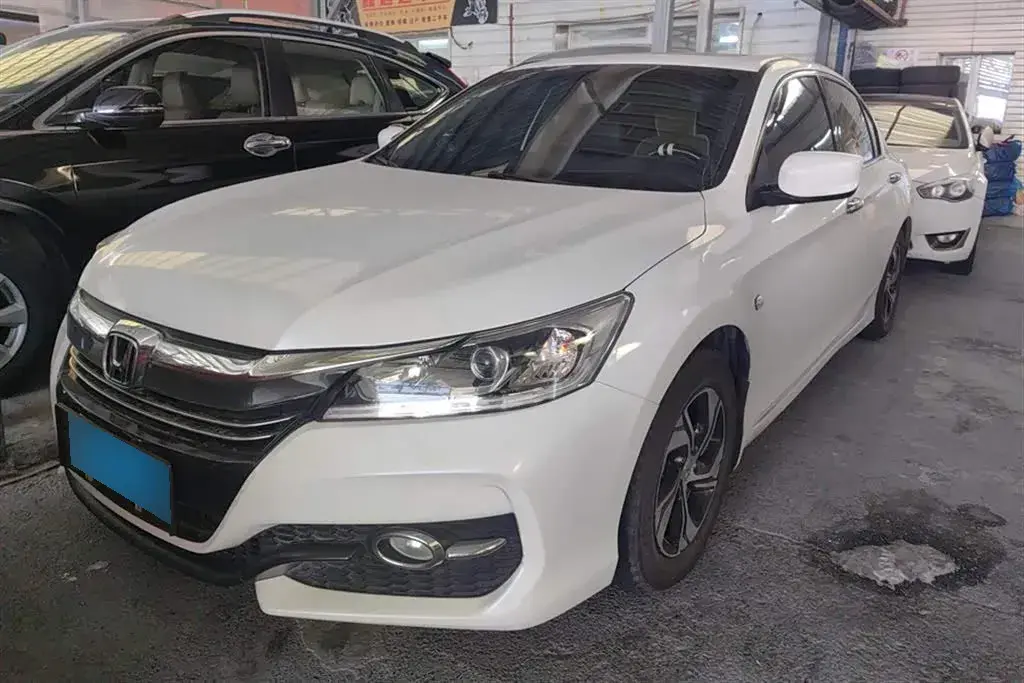 2016 Honda Accord 2.0L 155HP L4 CVT