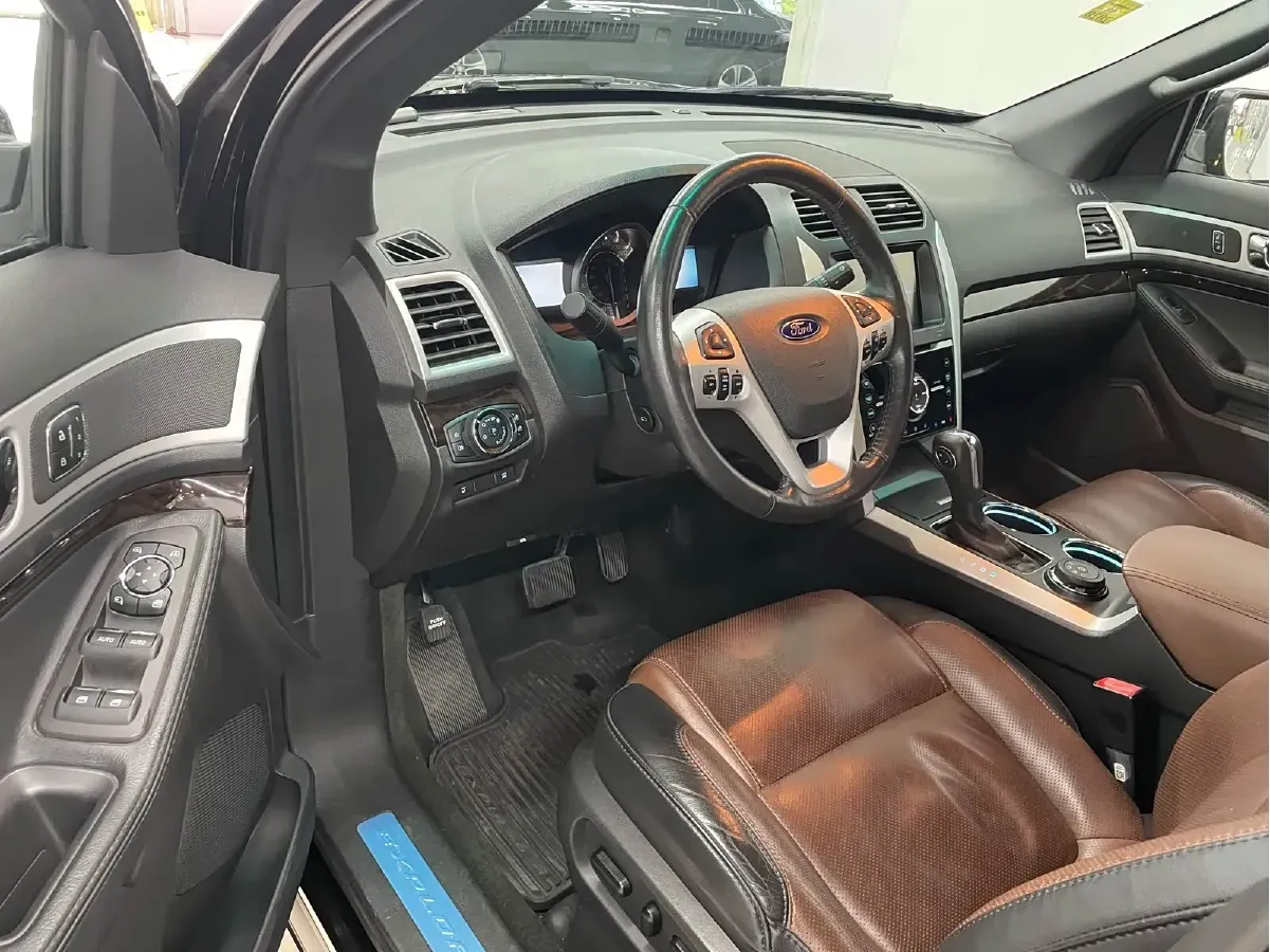 2013 Ford Explorer 3.5L 291HP V6 6AT,autocango,china used car exporter,china ev exporter,chinese used car exporter,chinese used ev exporter